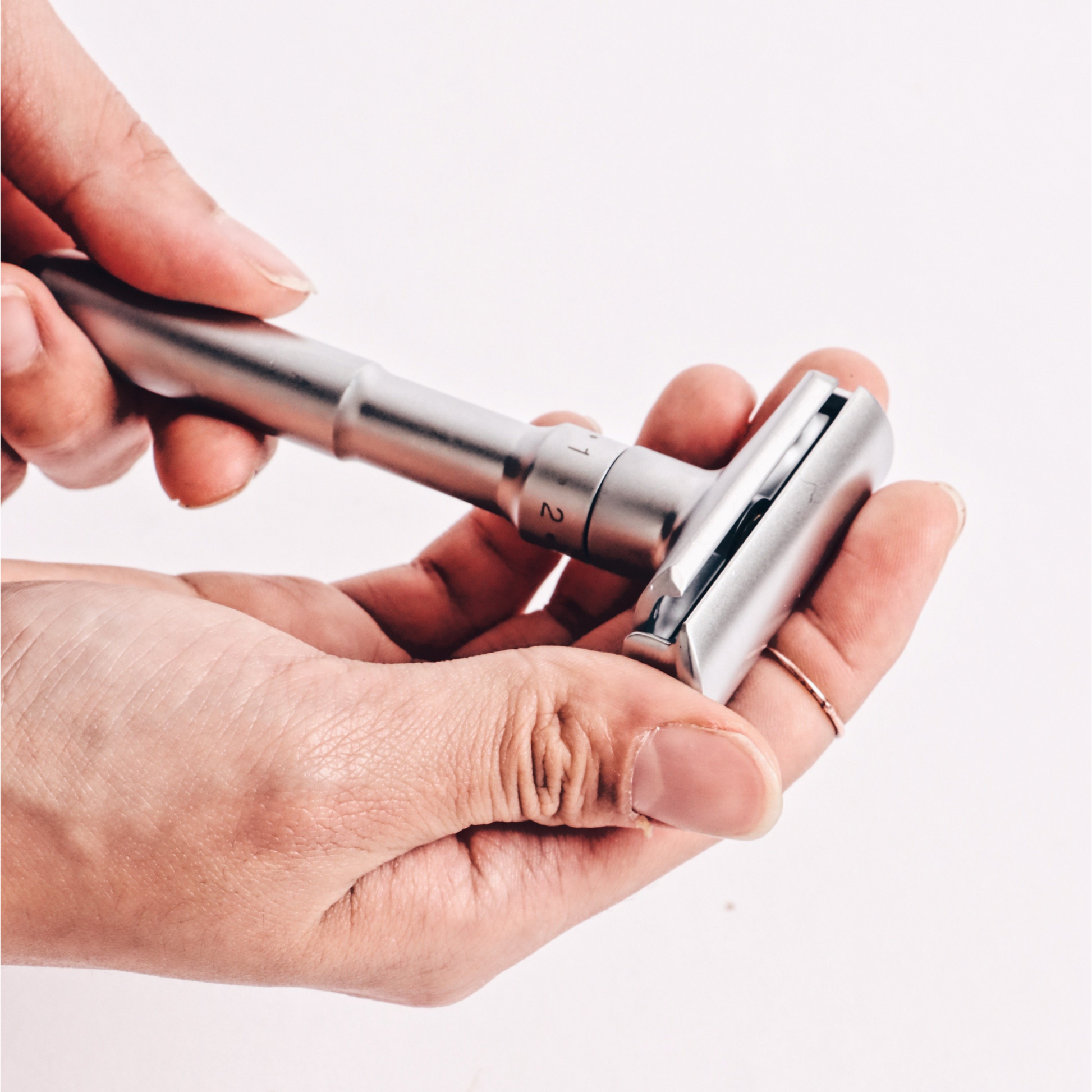 Adjustable Safety Razor (Box Set w/ Blades) - RE:HEALTH